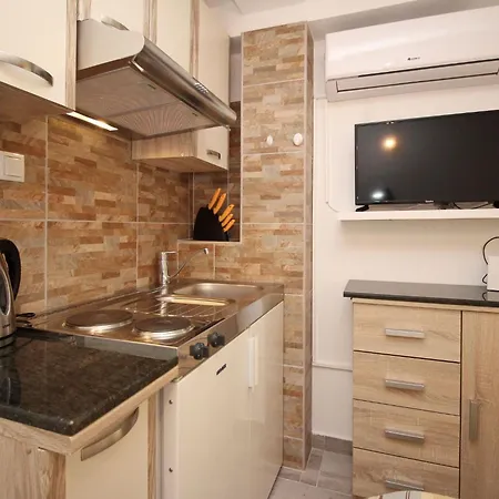 Appartement In Mit Eigener Terrasse By Interhome *