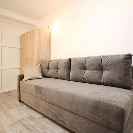 In Mit Eigener Terrasse By Interhome *