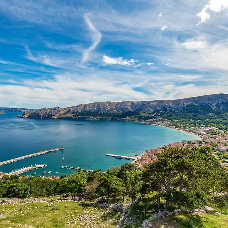 In Mit Eigener Terrasse By Interhome Lägenhet Baška