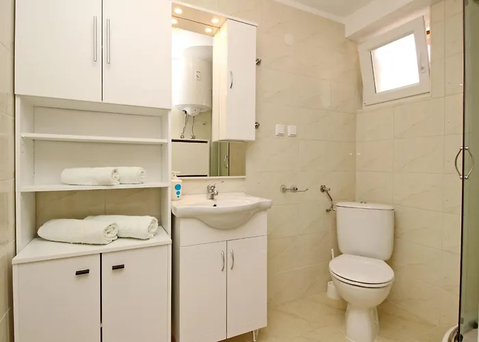 Apartament In Mit Eigener Terrasse By Interhome