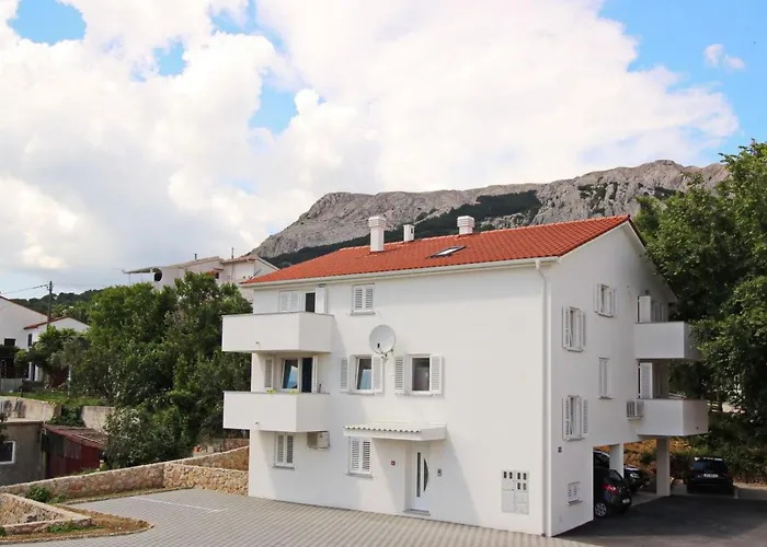 Apartament In Mit Eigener Terrasse By Interhome *