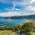 In Mit Eigener Terrasse By Interhome Appartamento Baška